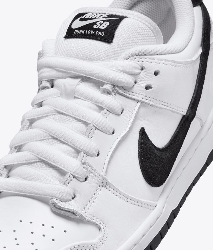 SB DUNK LOW PRO
