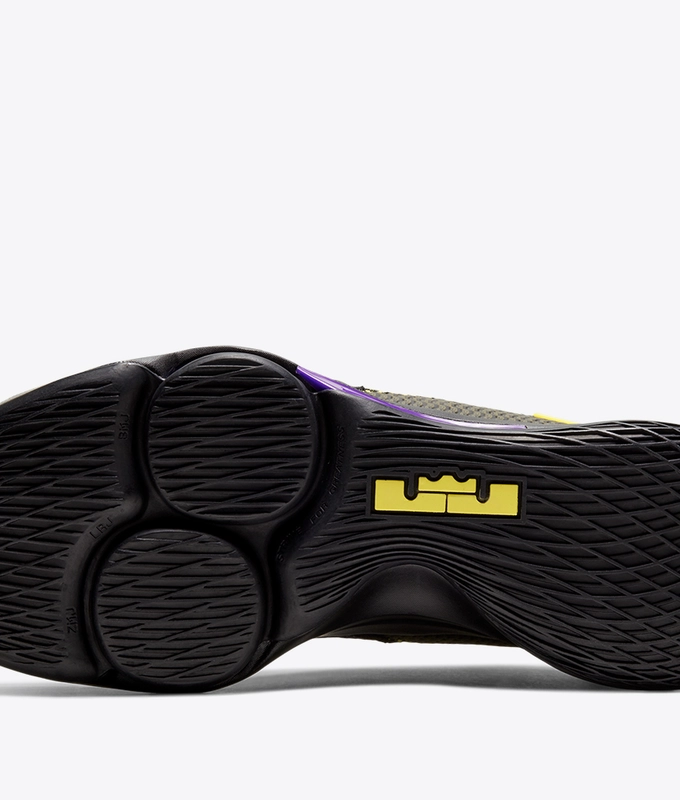 LEBRON WITNESS IV EP 'BLACK/VOLTAGE PURPLE-OPTI YELLOW-WHITE'