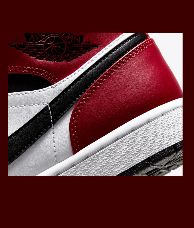AIR JORDAN 1 MID