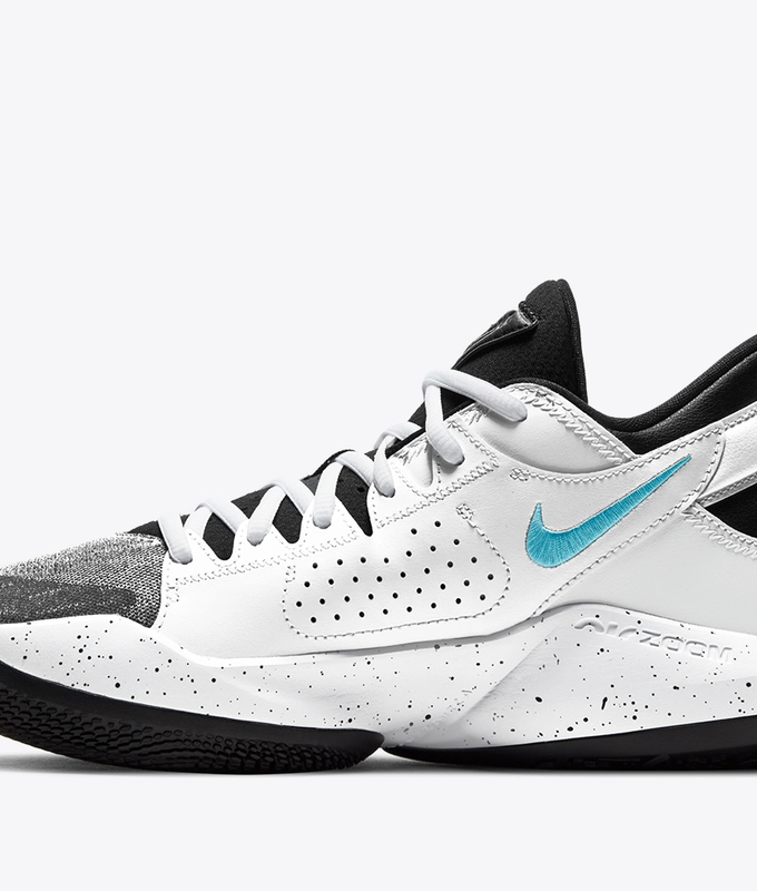 Zoom Freak 2