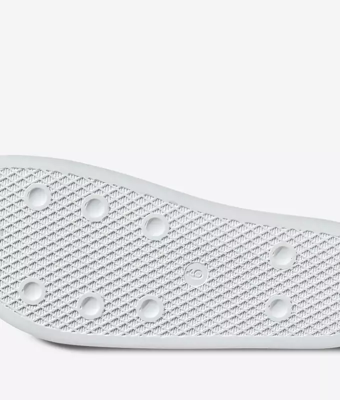 Adilette W