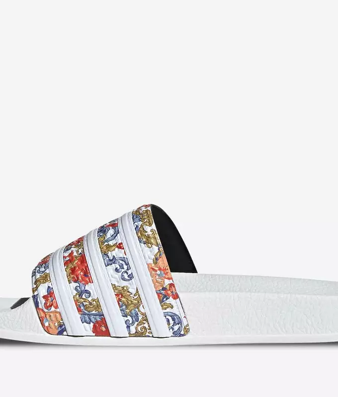 Adilette W