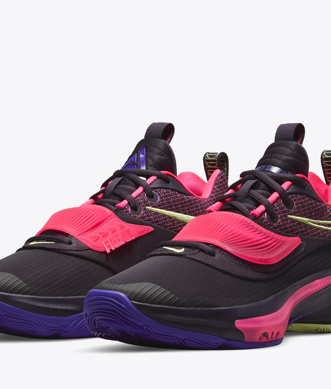 Zoom Freak 3