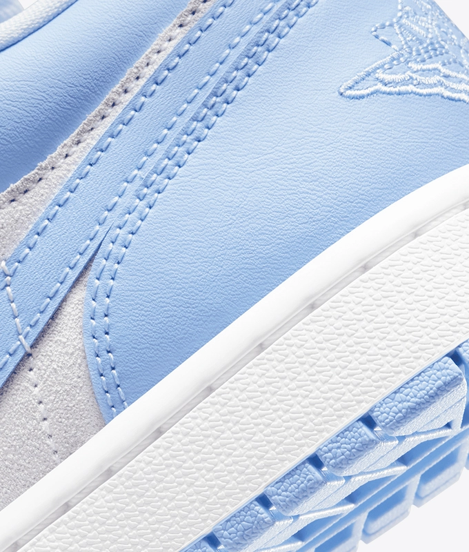 Air Jordan 1 Low