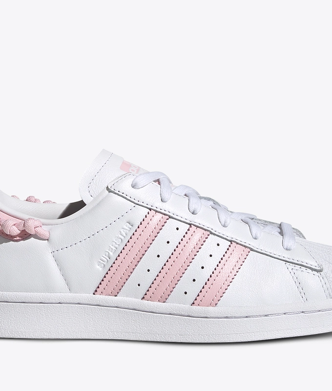 Superstar W