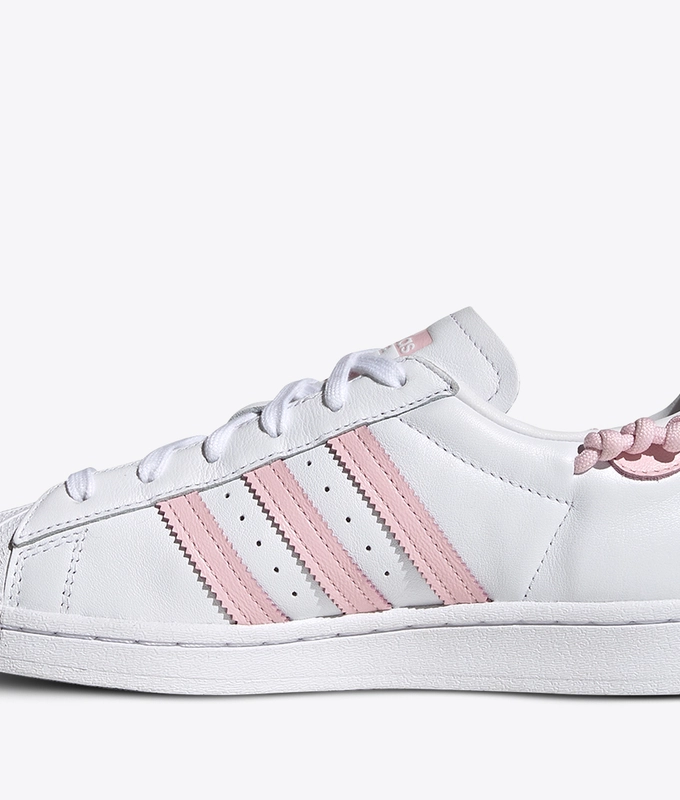 Superstar W