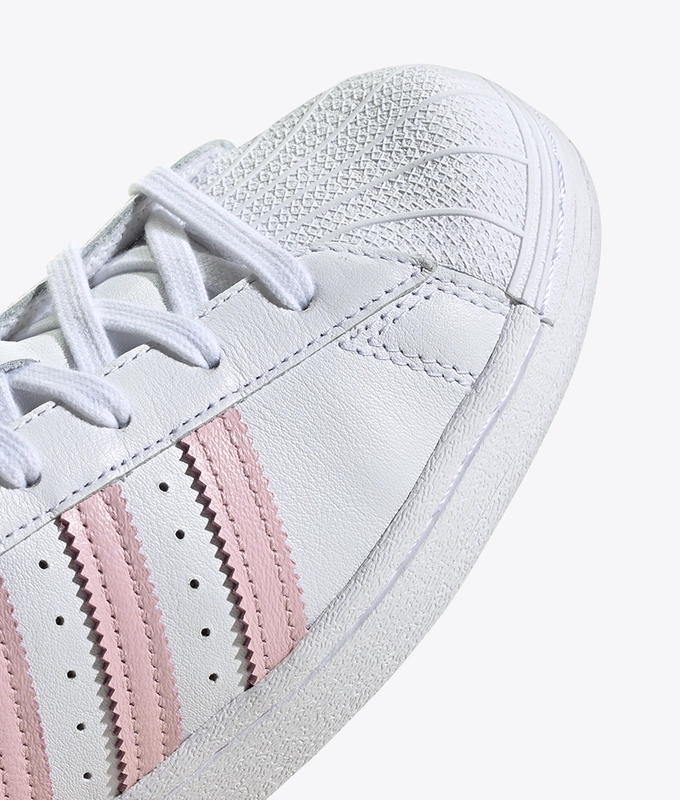 Superstar W