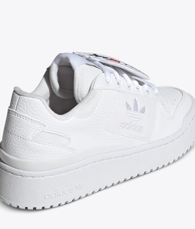 Forum Bold W 