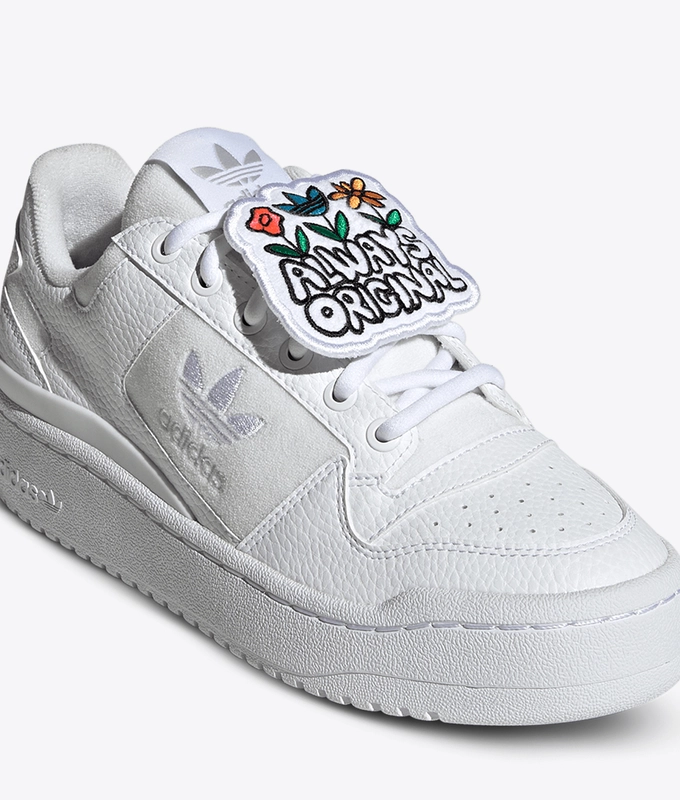 Forum Bold W 