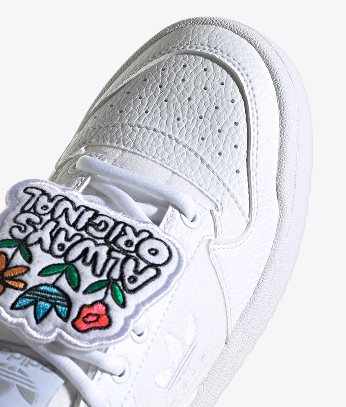 Forum Bold W 