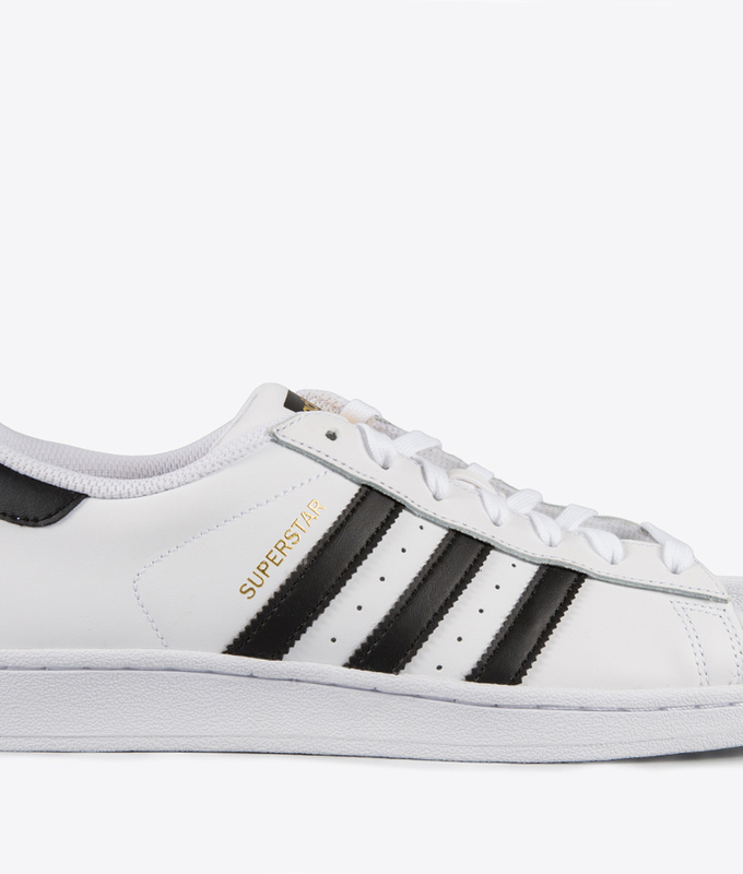 Superstar Foundation White